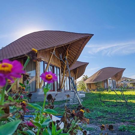 Tanoma Sumba Hotel Maujawa Exterior foto