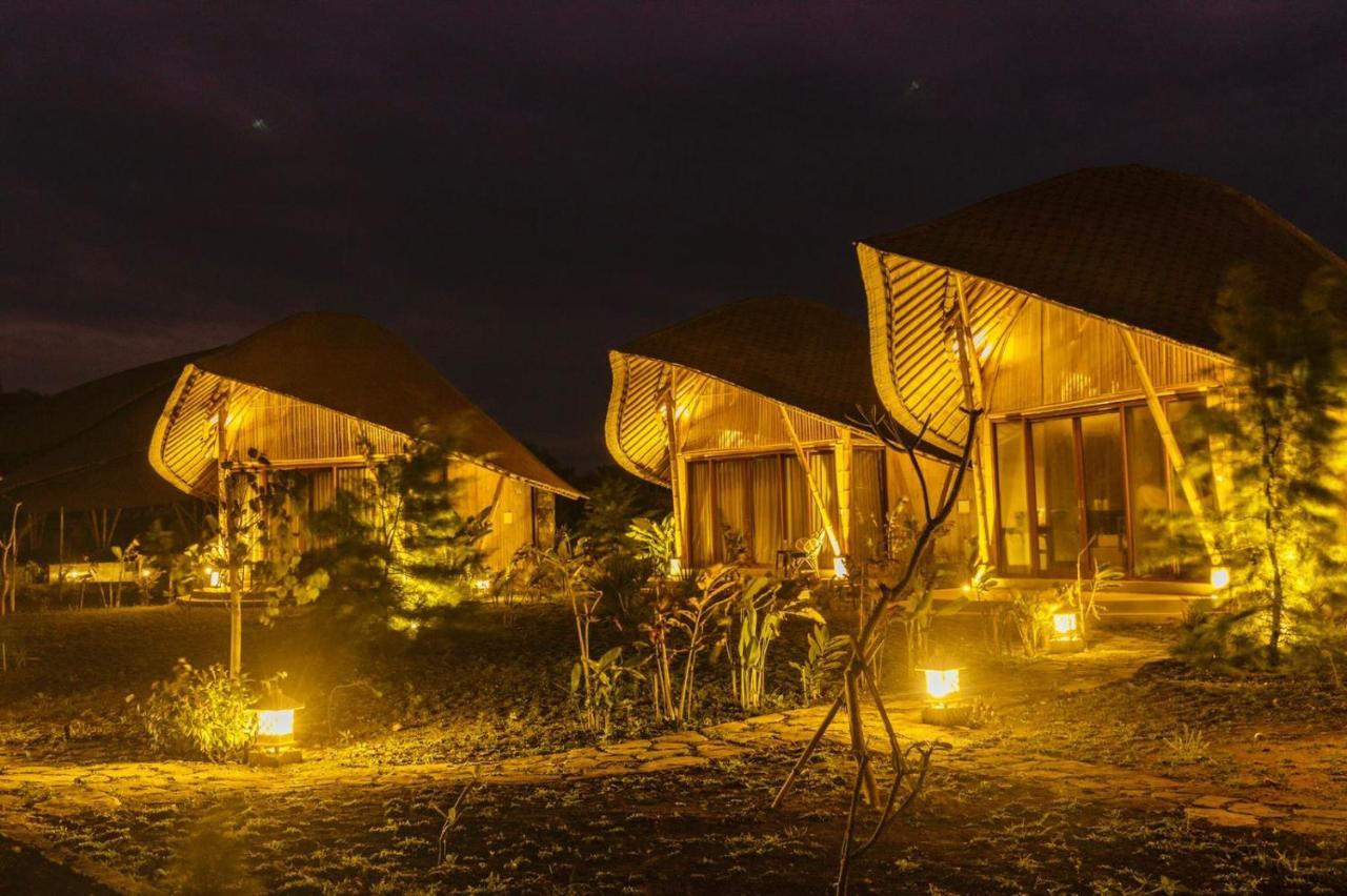 Tanoma Sumba Hotel Maujawa Exterior foto